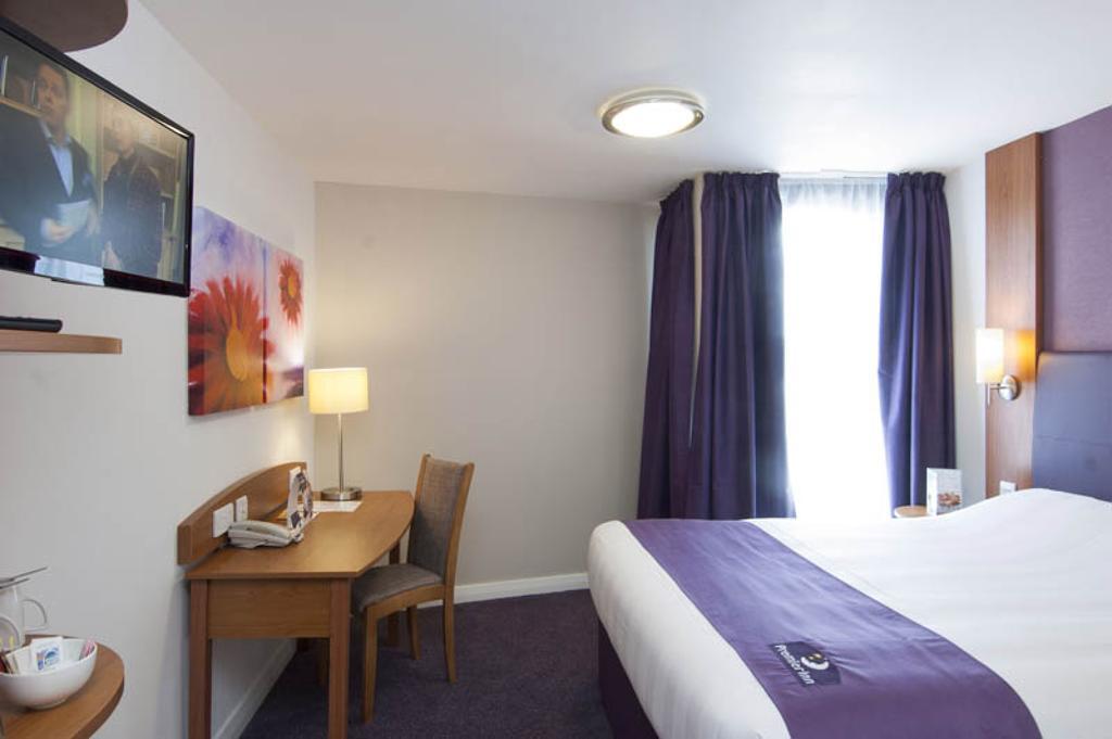 Premier Inn Derry / 伦敦德里 客房 照片